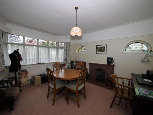 BEDROOM THREE/DINING ROOM