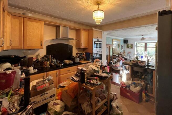 5-Kitchen