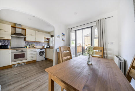 Mead Place, Smallfield, Horley, Surrey, RH6