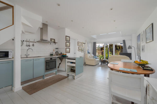 Kitchen / Dining Room