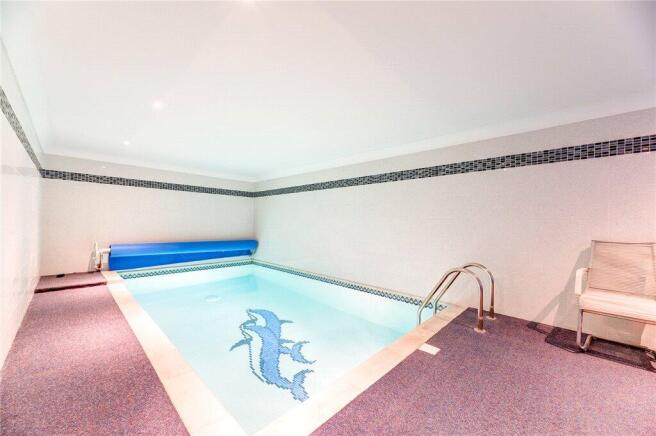 4 bed Detached for sale Image 10