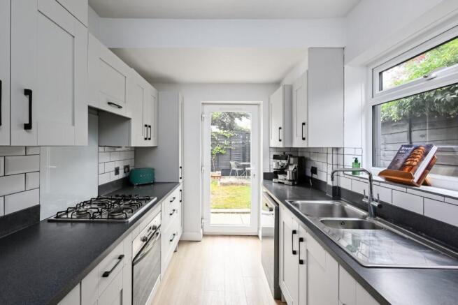 3 bed Semi-Detached for sale Image 8