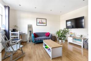 Flat First Floor A, 74, Avarn Road, London SW17 9HA