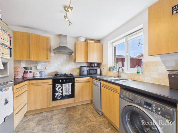 3 bed Semi-Detached for sale Image 12