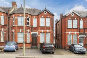 Flat 2, 128, Station Road, Hendon, London NW4 3SN