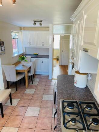 Kitchen/breakfast ro