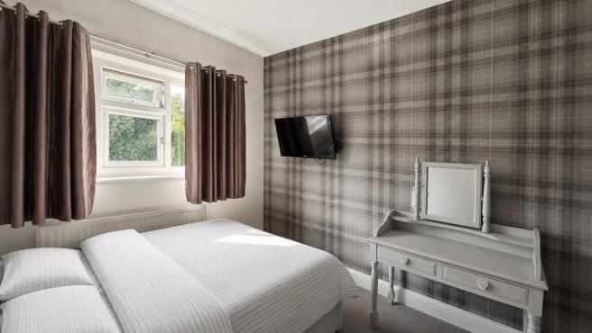 4 bed Detached for sale Image 6