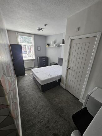 Room 1.1.jpeg