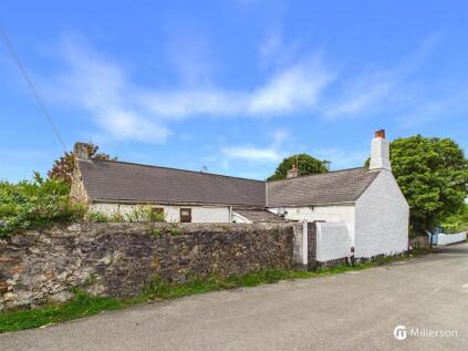 Maynes Row, Tuckingmill, Camborne