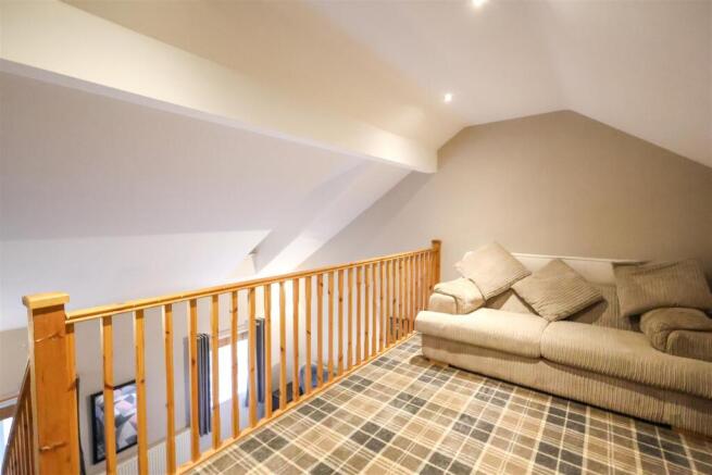 2 bed Terraced for sale Image 11