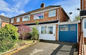 29, Vicarage Crescent, Redditch B97 4RG