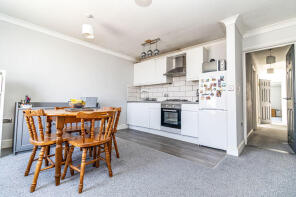 160a, Fawcett Road, Southsea PO4 0DW