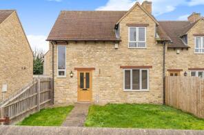 3, Moorhen Close, Bicester OX27 0AH
