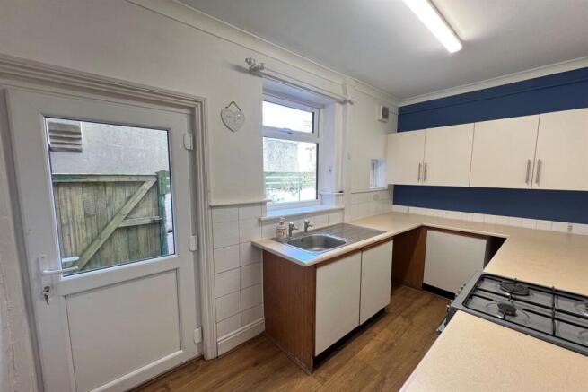 2 bed Town House for sale Image 5