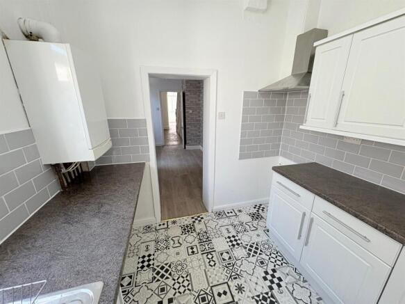4 bed Terraced for sale Image 6