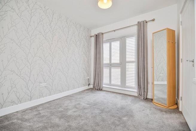 2 bed Semi-Detached for sale Image 8