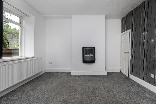 2 bed Terraced for sale Image 7