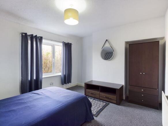 3 bed Terraced for sale Image 7