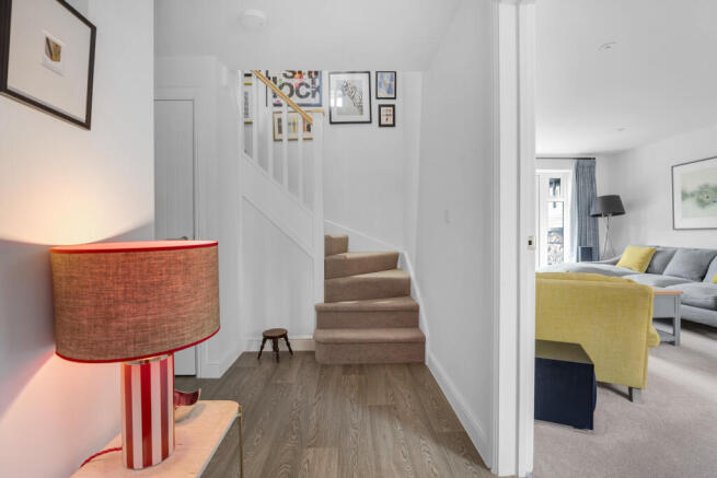20 Daisy Crescent-14