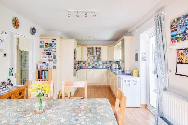 Kitchen/ Dinin...