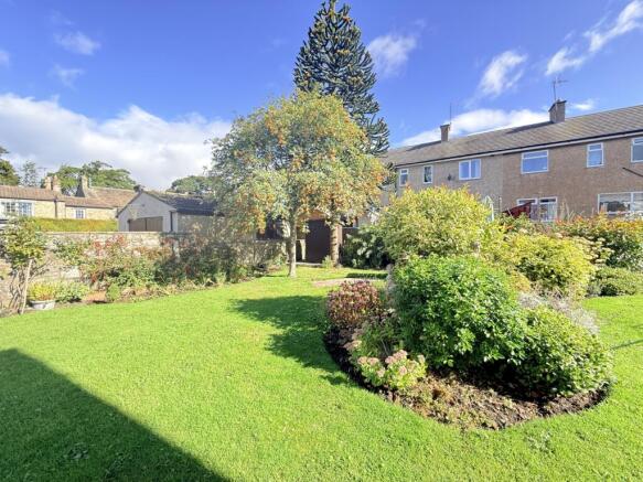 2 bed Flat for sale Image 9