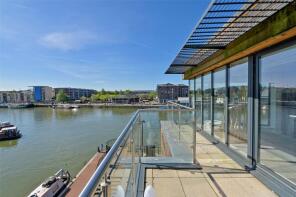 Flat 10, The Boat House, Gasworks Lane, City Centre, Bristol BS1 5AT