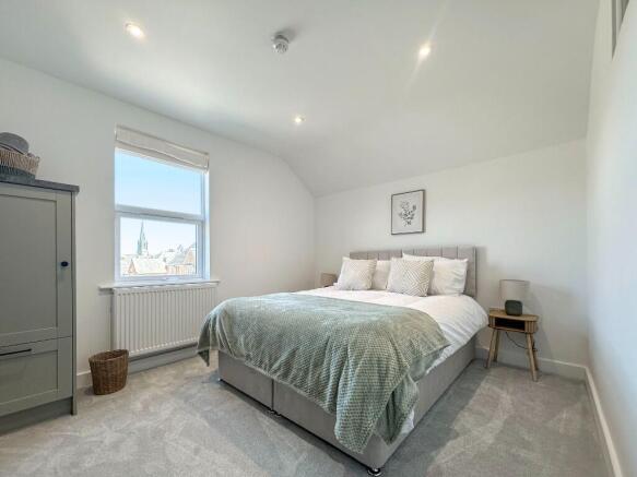 1 bed Apartment to rent Image 11