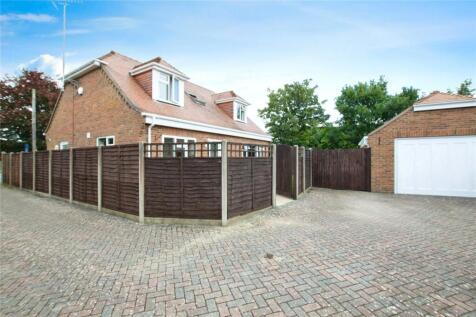 Hightown Road, Ringwood, Hampshire, BH24