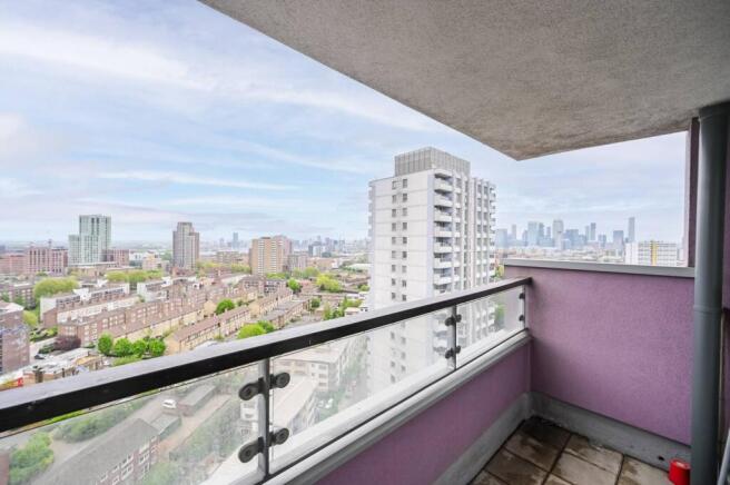 Rainhill Way, E3, Bow, London, E3 photo 4