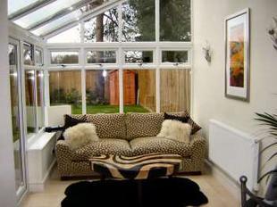 CONSERVATORY 11'7 x 9'