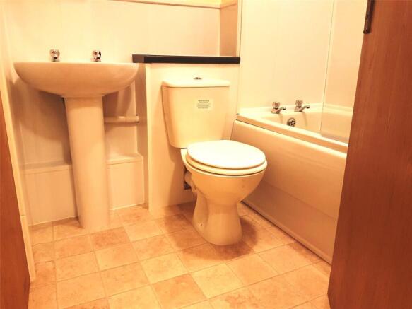 Quaker Lane, Darlington, Durham, DL1 photo 4