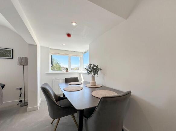 1 bed Apartment to rent Image 9