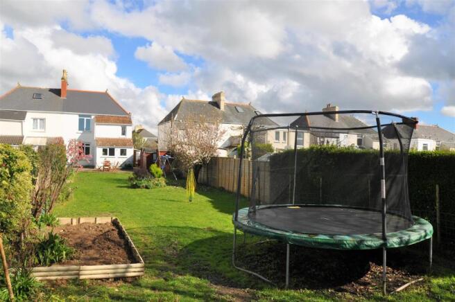 garden1.JPG