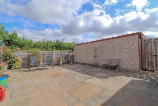 2 bed Semi-Detached Bungalow for sale Image 9