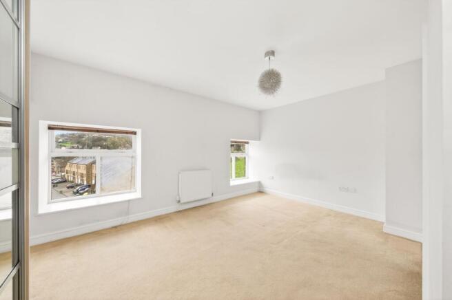 2 bed Flat for sale Image 10