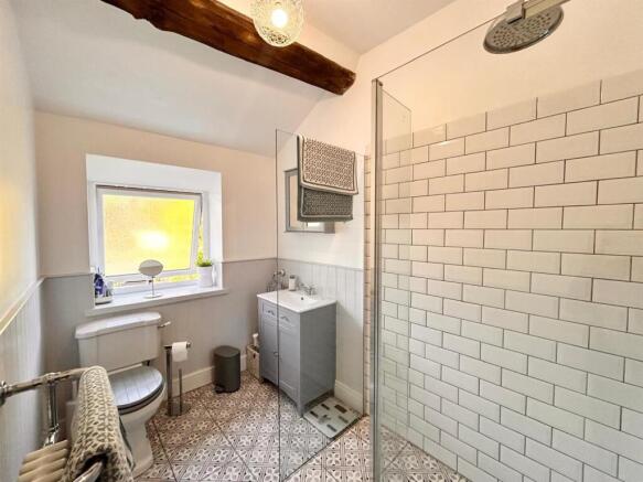 2 bed Terraced for sale Image 11