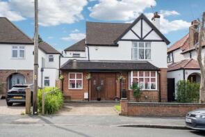 5, Sherwoods Road, Watford WD19 4AY