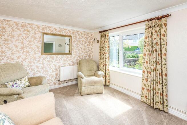 Lounge: