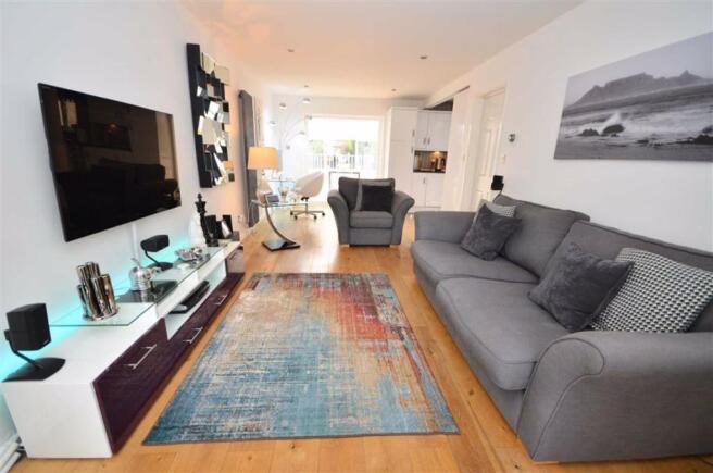 Living/Dining Room & Open Plan Kitchen
