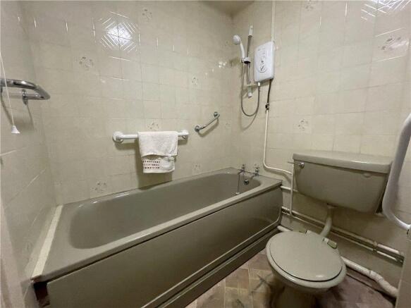 Bathroom.jpg
