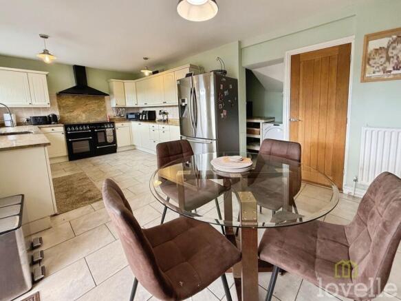 Kitchen//Diner