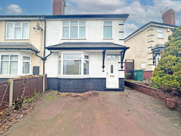 3-bed terraced on Menin Road, TIPTON, DY4 8DW, £200,000