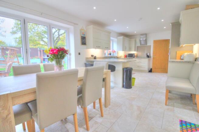 Kitchen 1