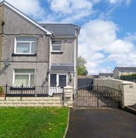 9, Neuadd Road, Ammanford SA18 1UG