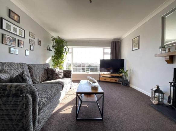 4 bed Detached Bungalow for sale Image 6
