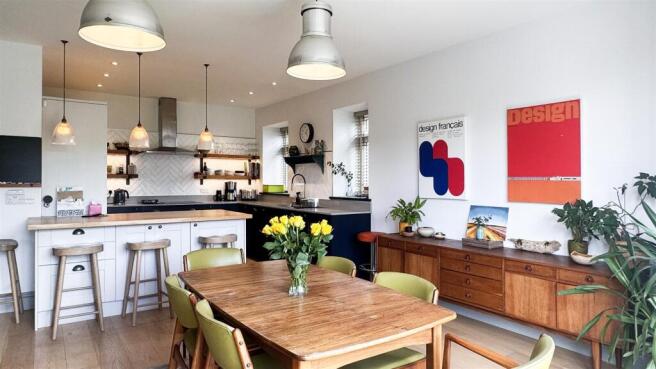 Kitchen Diner 1.jpg