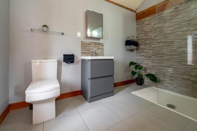 Master En-suite