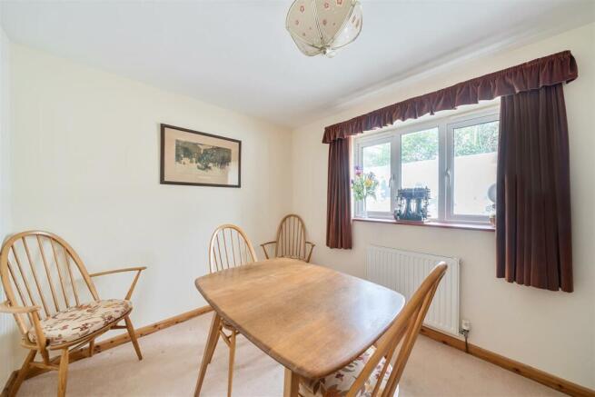 Bedroom/Dining Room