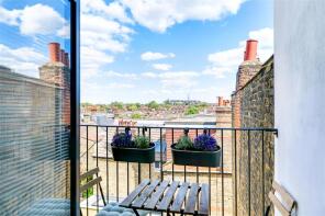 39a, Balham Hill, London SW12 9DX