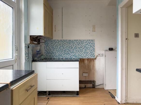 2 bed Terraced for sale Image 6